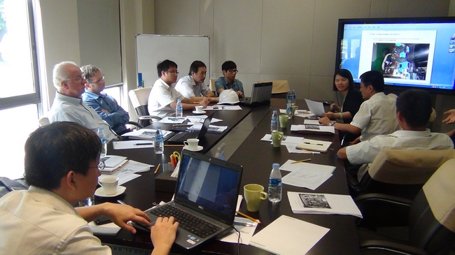 生產(chǎn)階段的技術解決討論會議